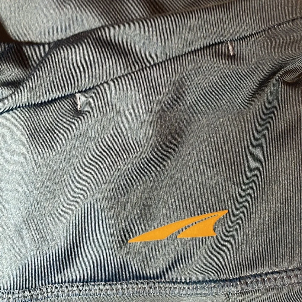 Altra blue crop running tights size S - Picture 2 of 9